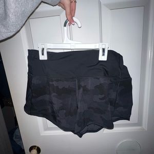 Lululemon speed up shorts